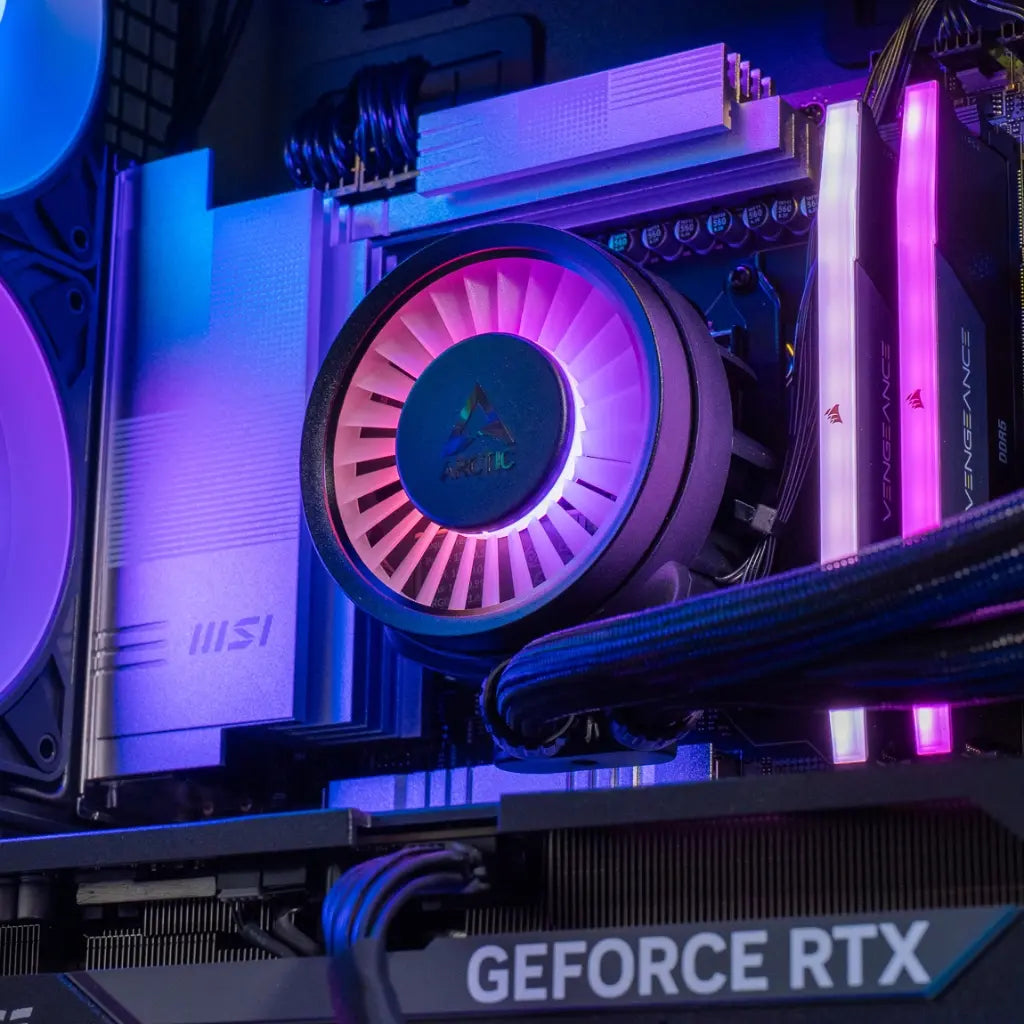PC Arctic GEFORCE RTX™ 5080